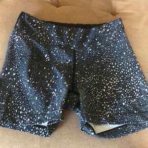 Oiselle spandos size M